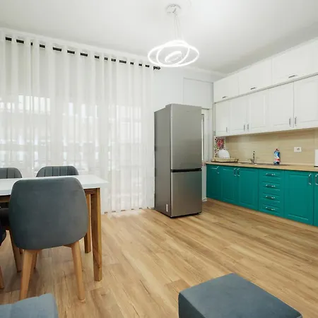 Izzy Apartment